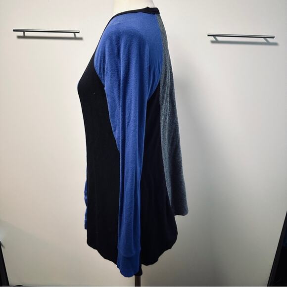 Calvin Klein Size S Sharkbite Hem Tunic Top Blue Grey Stretch Sporty Casual Chic - Picture 12 of 12